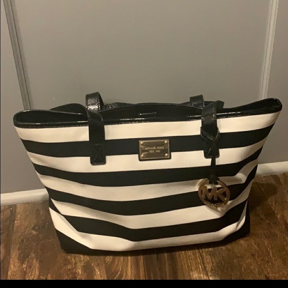Michael Kors black and white purse